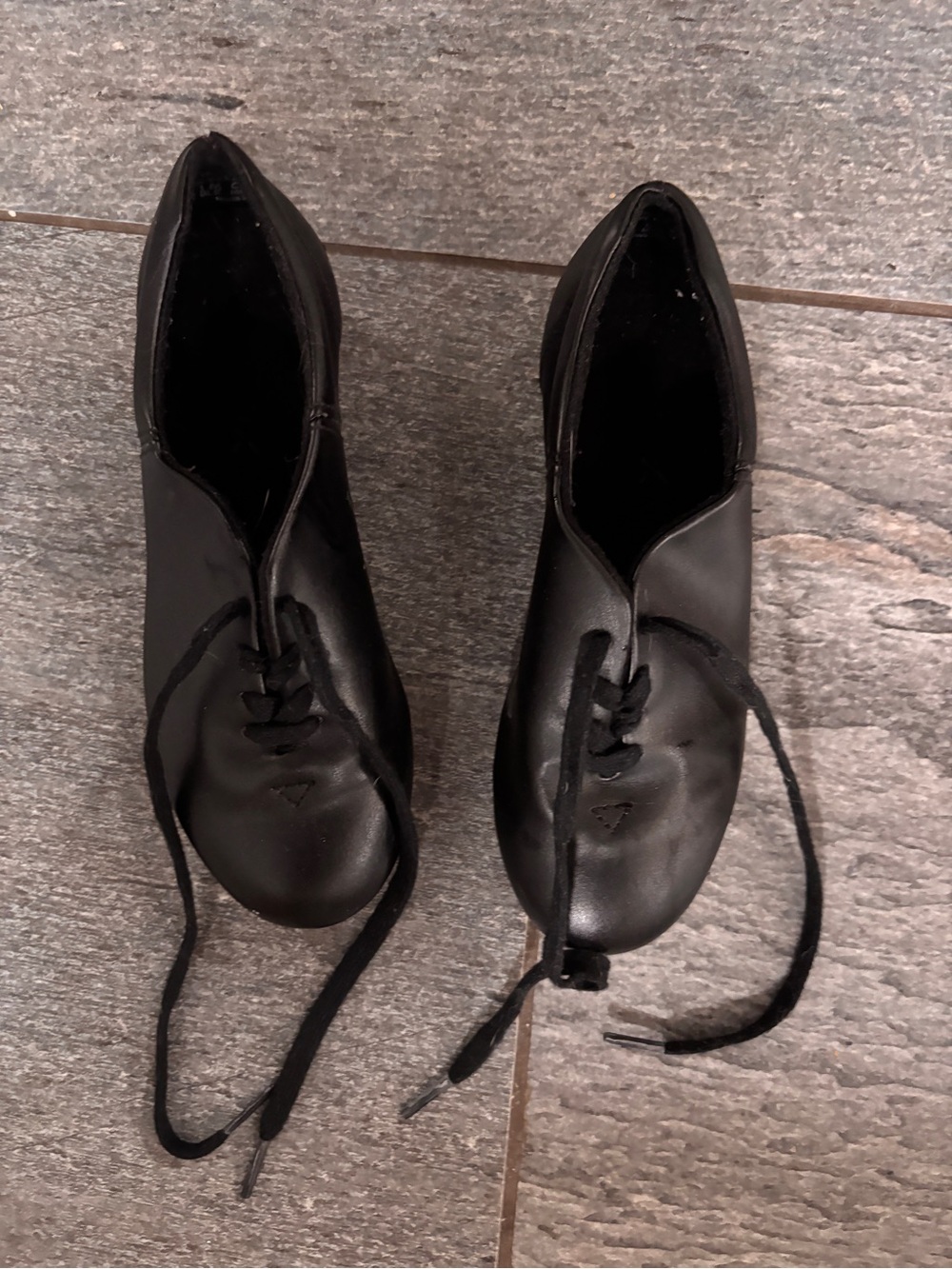 Kids Lace-Up Tap Shoes size 1